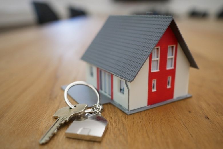 Groot geheim garagedeur